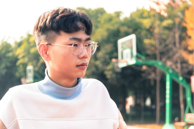一見鐘情的電競(jìng)見之不忘，思之如狂