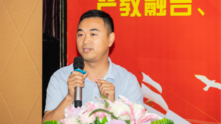 “產(chǎn)教融合、校企聯(lián)盟”四川新華2020人才預定會盛大啟動