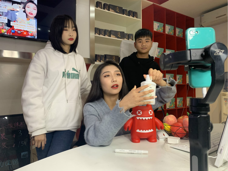 厲害了我的學(xué)姐!2021雙11直播PK龍虎榜