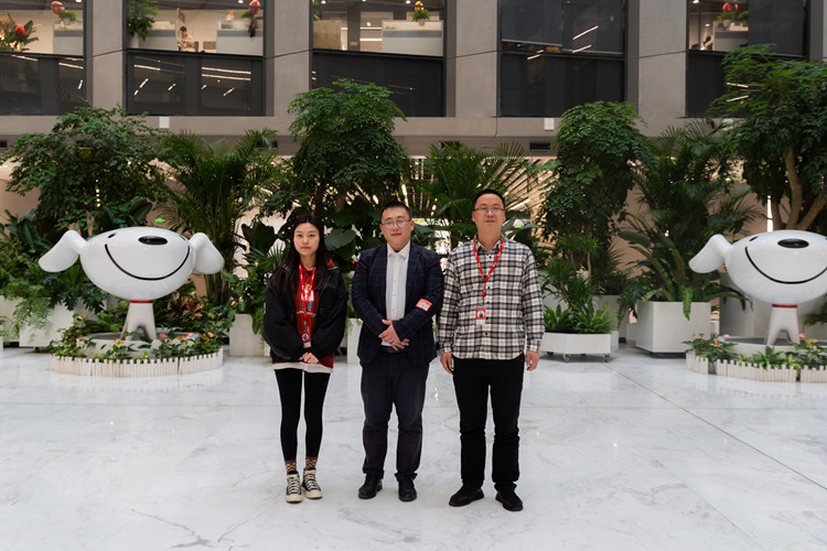 就業(yè)回訪|暖心回訪見(jiàn)證成長(zhǎng),愛(ài)與責(zé)任一路相隨