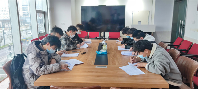 2022春季畢業(yè)生專場招聘會如火如荼進行中……